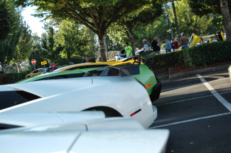 Illustration for article titled Exotics at Redmond Town Center - Pictures and Video